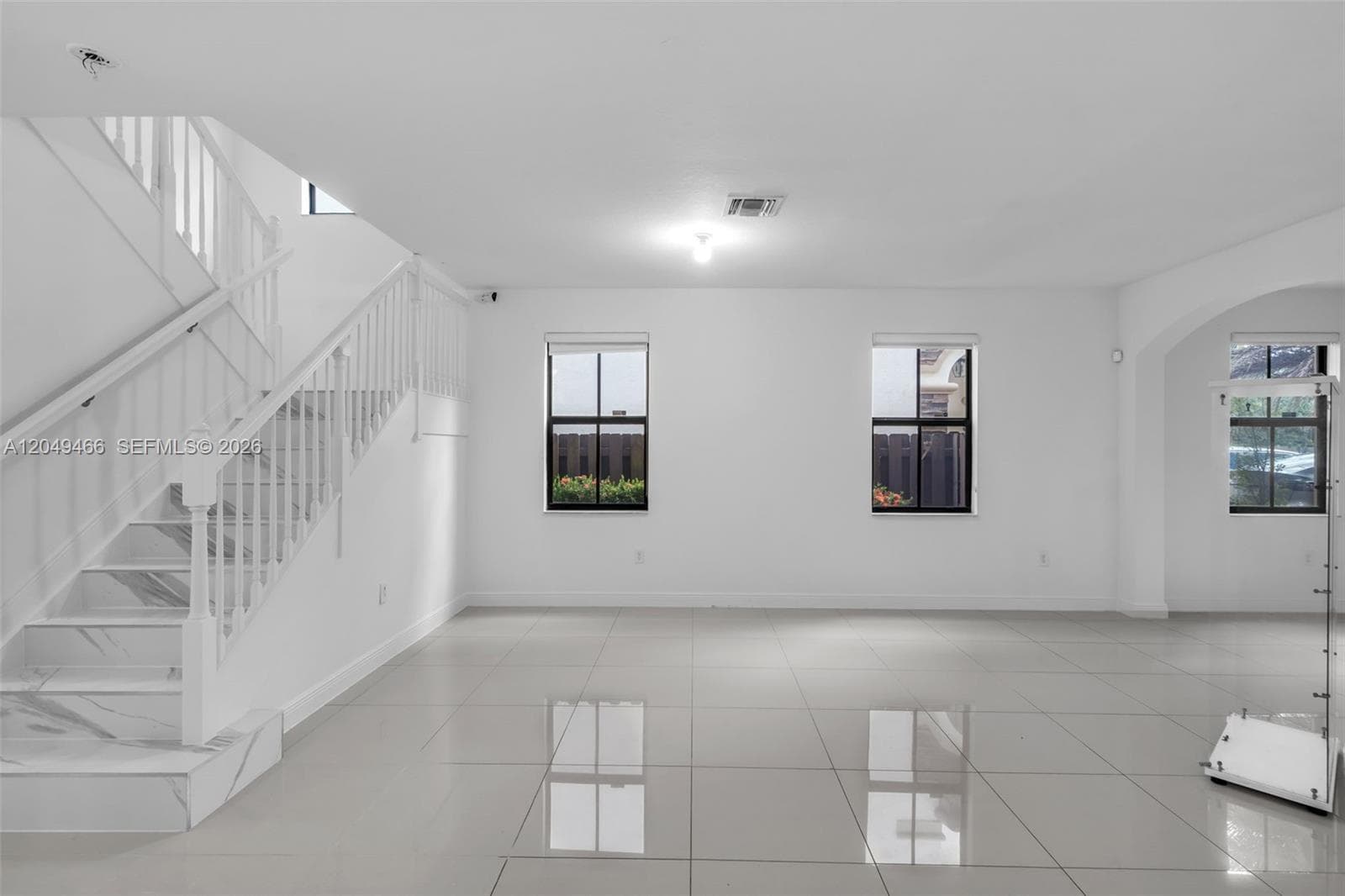 8850 NW 99th Path, Doral FL 33178 photo 3