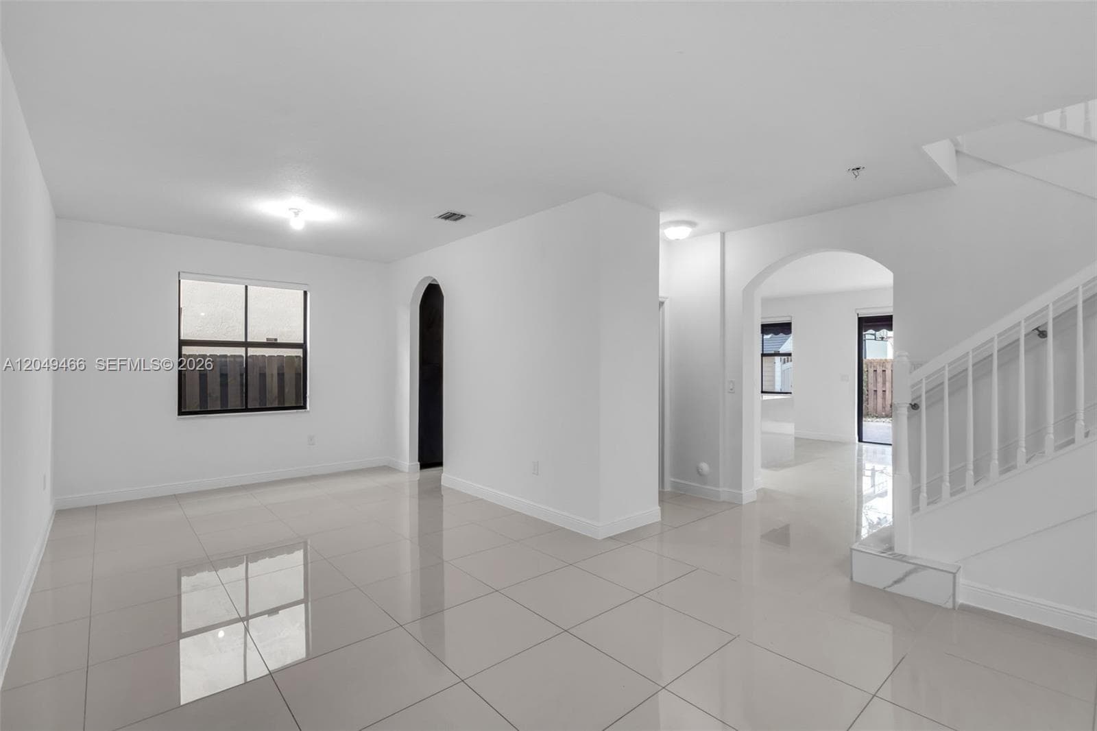 8850 NW 99th Path, Doral FL 33178 photo 4