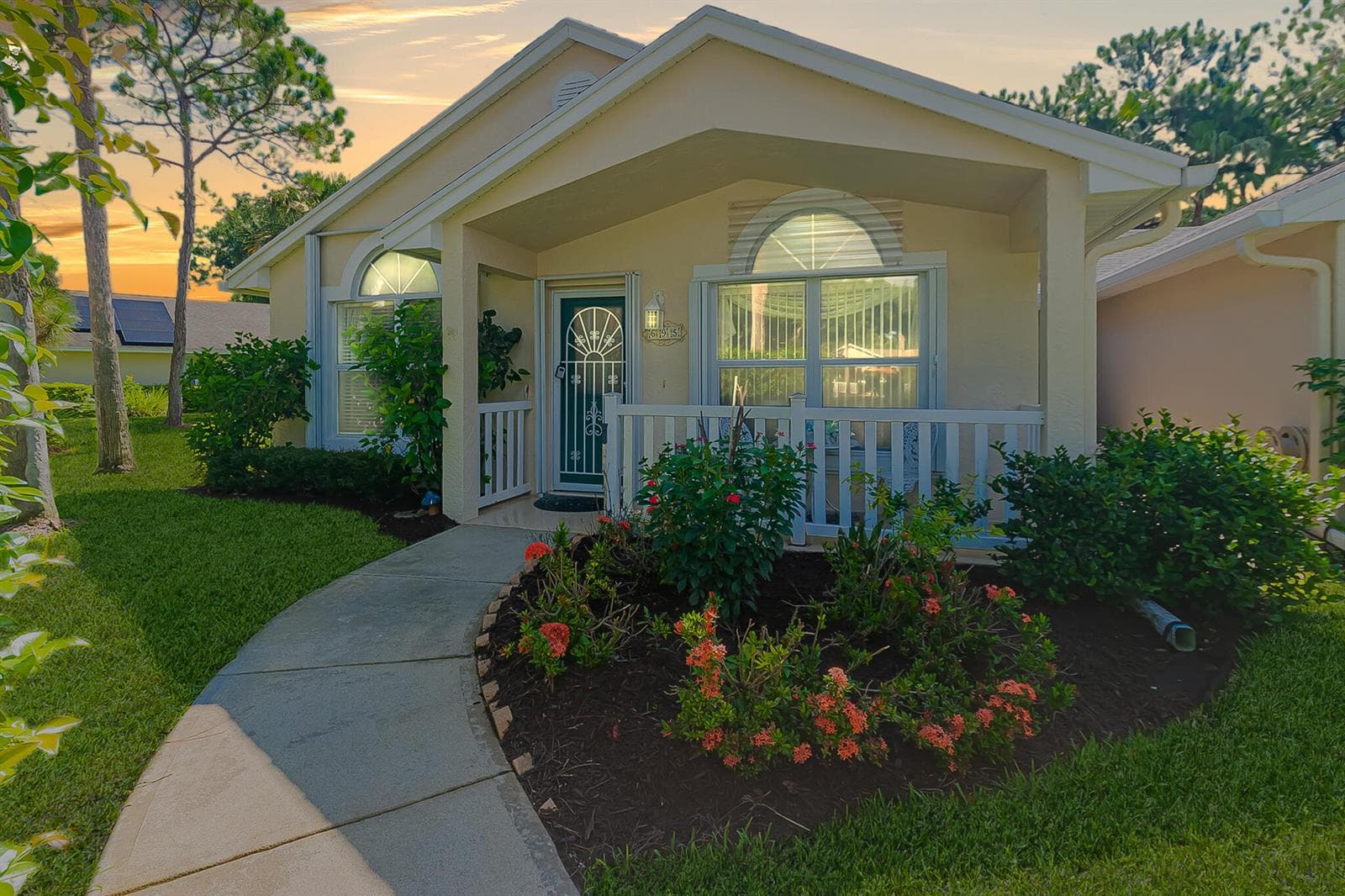 695 NW San Remo Circle, Port St. Lucie FL 34986