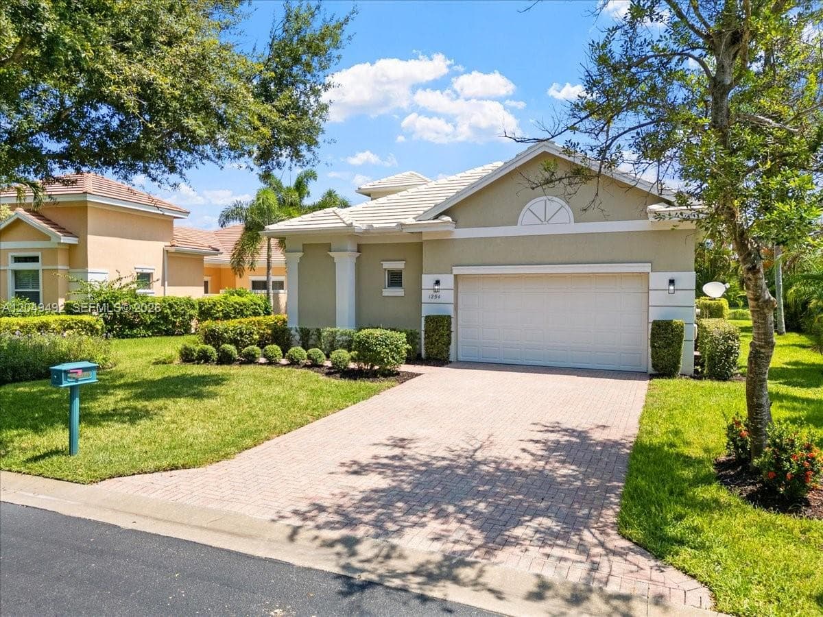 1254 River Reach Dr, Vero Beach FL 32967 photo 3
