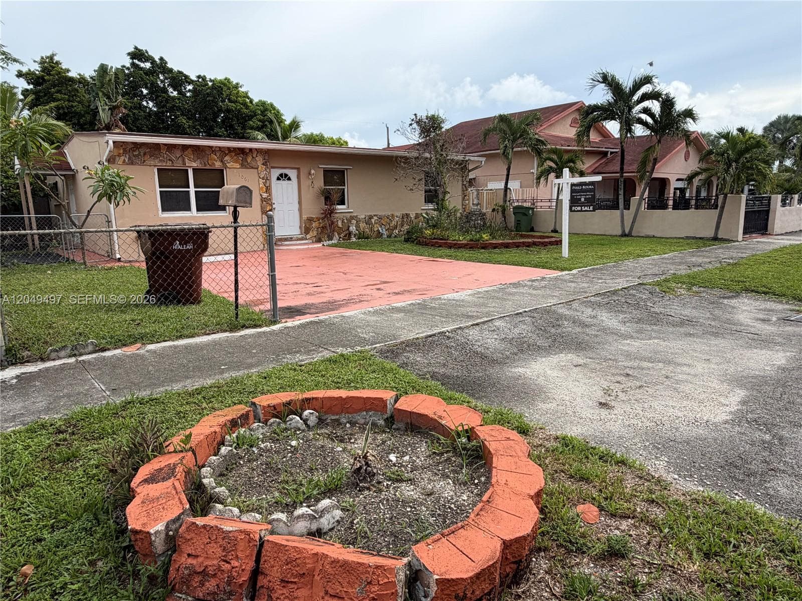1061 E 20th St, Hialeah FL 33013 photo 2