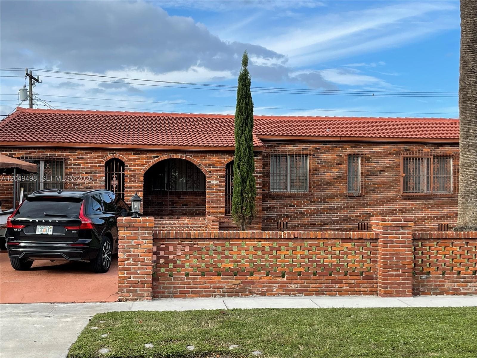291 W 59th St, Hialeah FL 33012