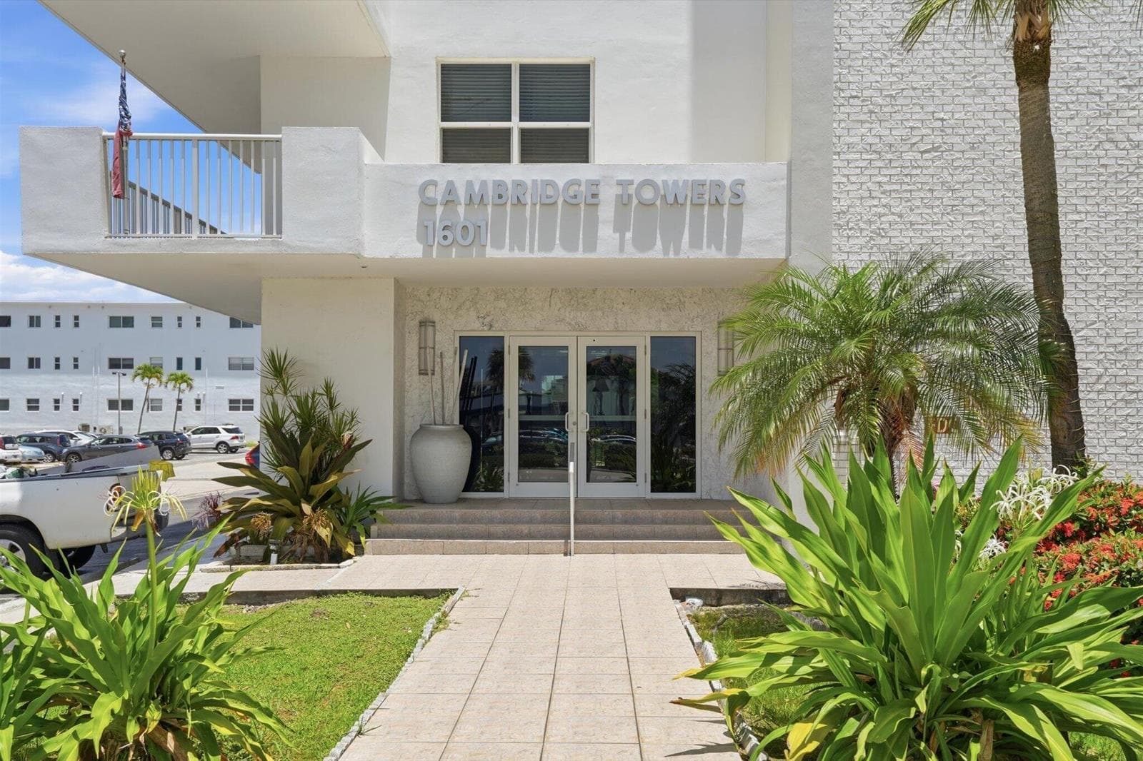 1601 S Ocean Drive # 506, Hollywood FL 33019