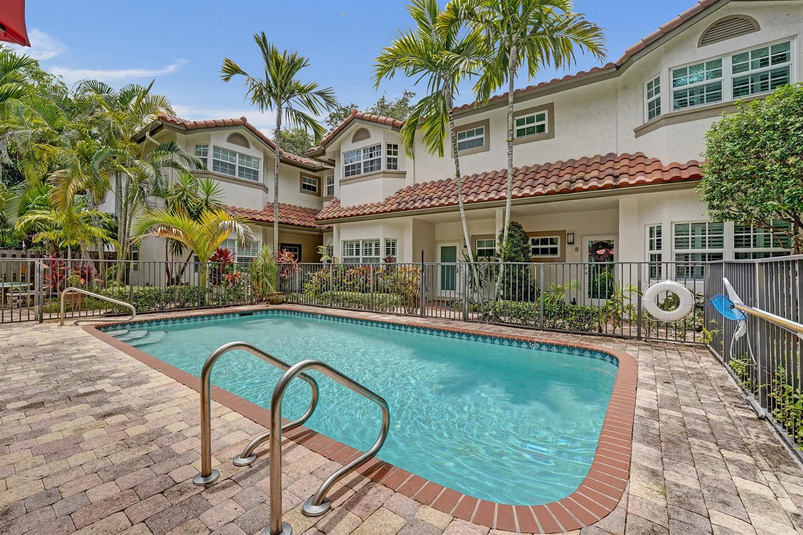 620 NE 9th Avenue # 6, Fort Lauderdale FL 33304 photo 3