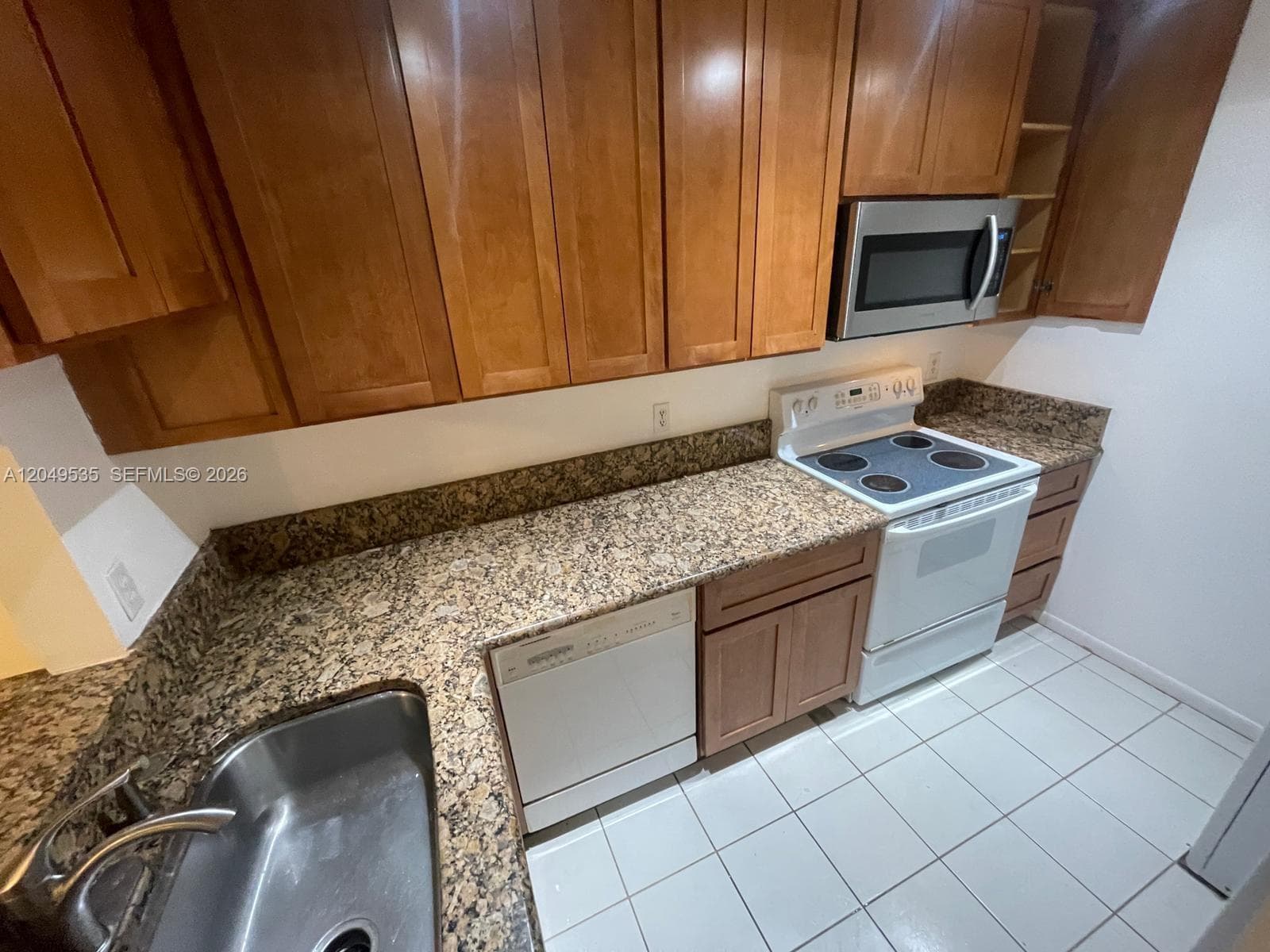 807 Twin Lakes Dr # G, Coral Springs FL 33071 photo 5