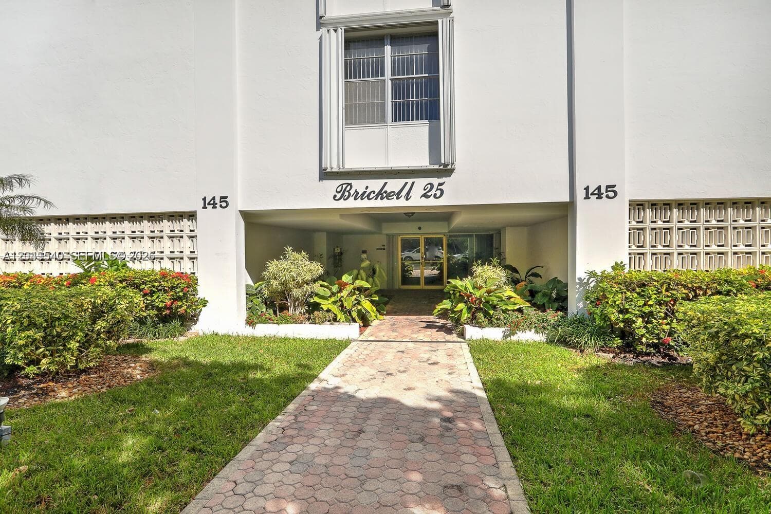 145 SE 25th Rd # 502, Miami FL 33129 photo 2