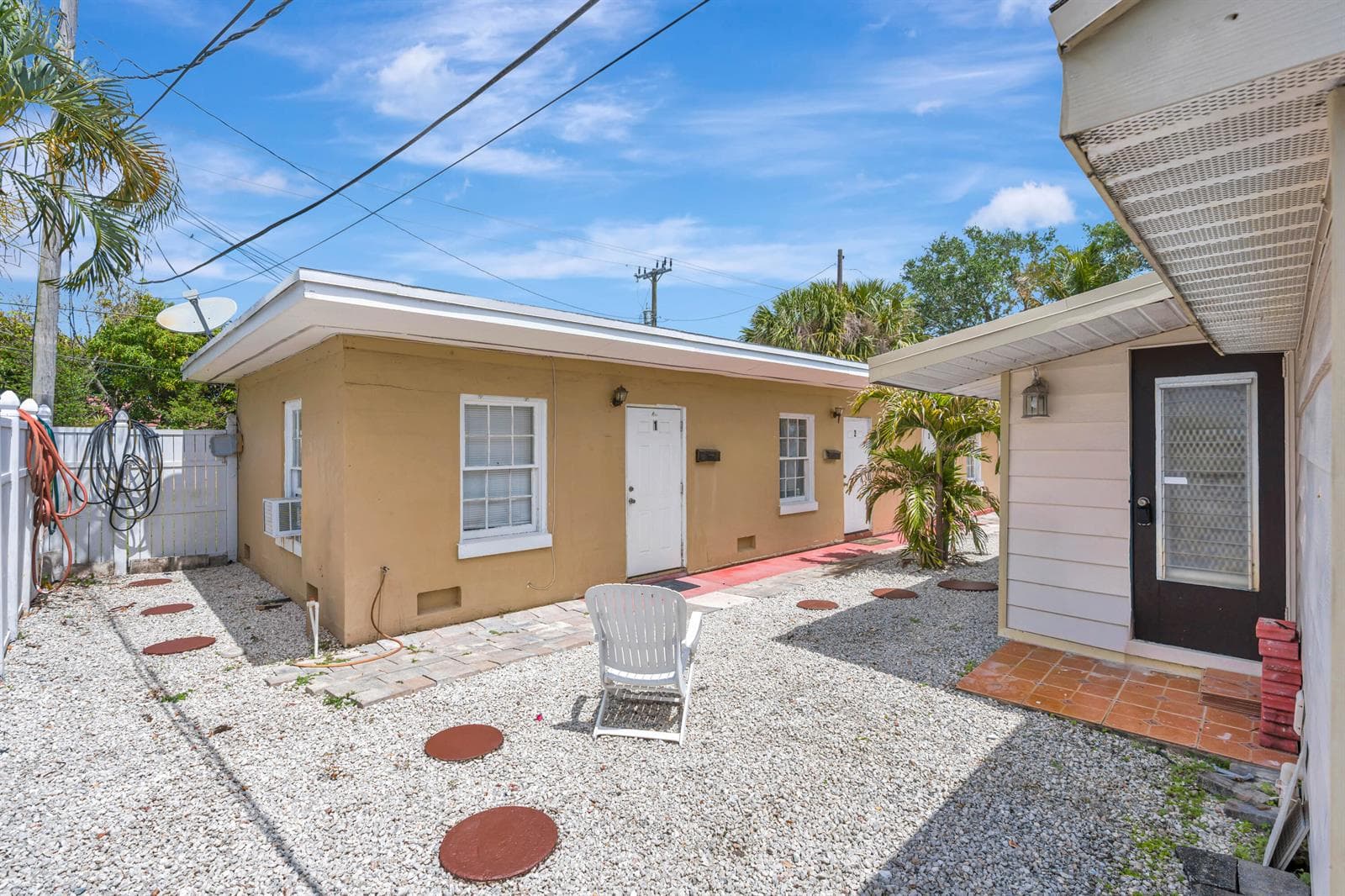 505 Foresteria Drive, Lake Park FL 33403 photo 2