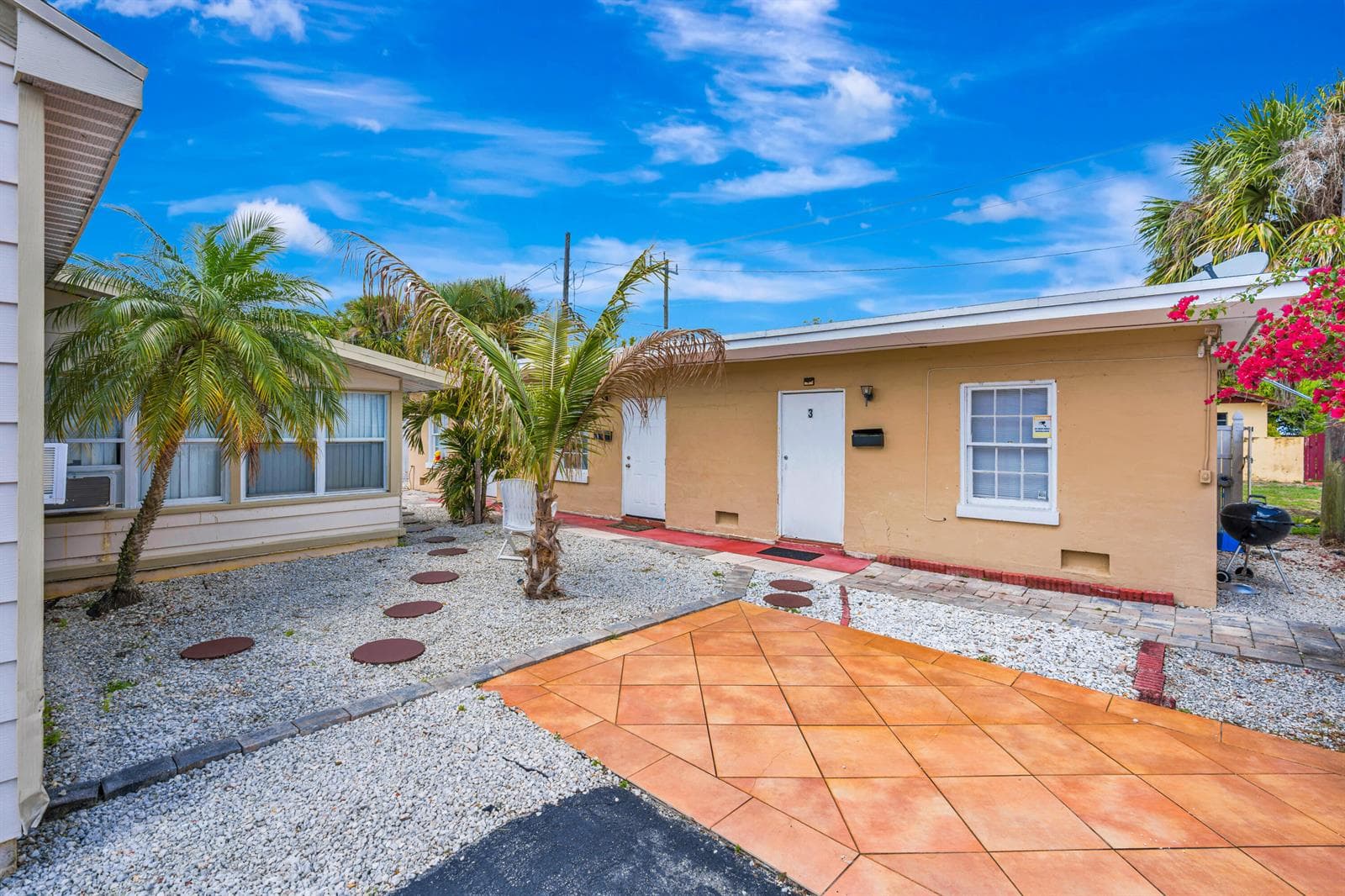 505 Foresteria Drive, Lake Park FL 33403