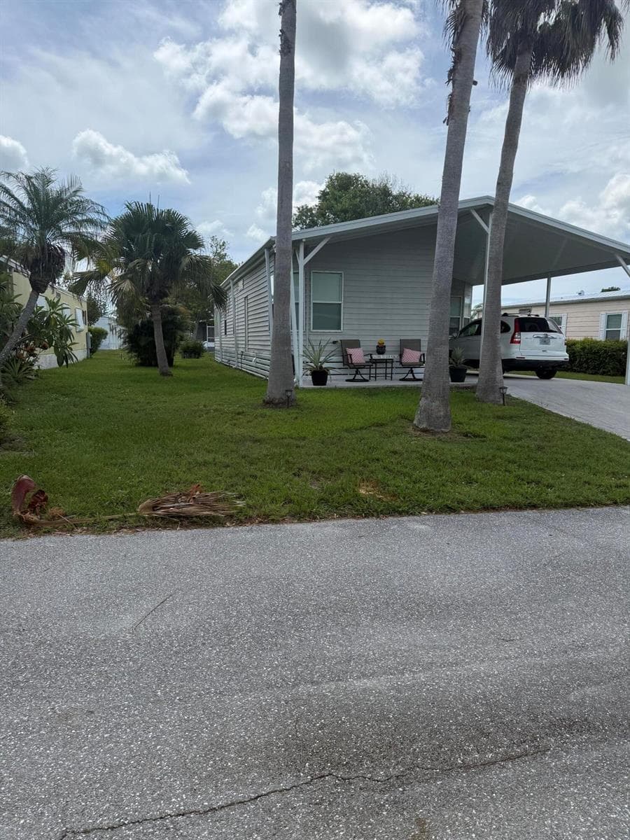 11 Nuevo Leon Road, Port St. Lucie FL 34952 photo 2