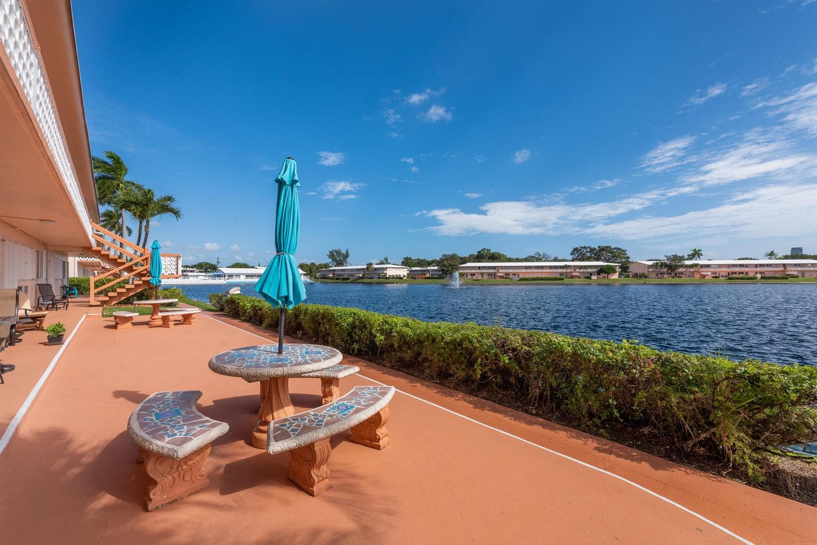 925 SW 11th Avenue # 3j, FL 33009
