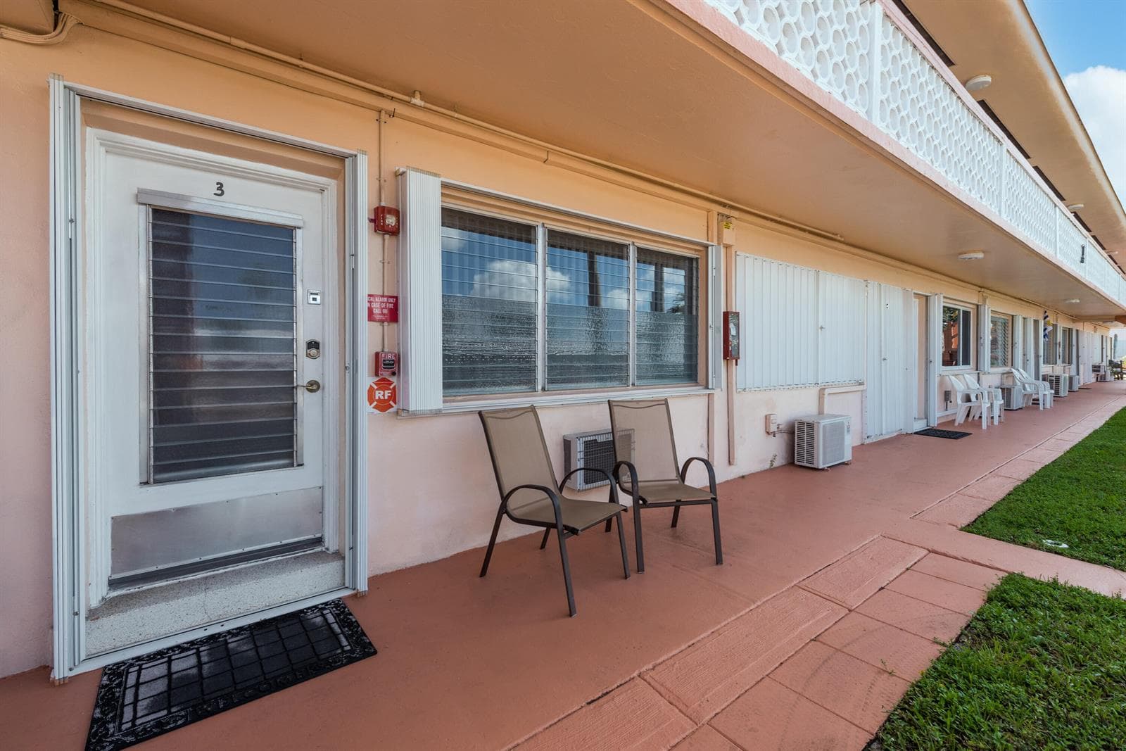 925 SW 11th Avenue # 3j, FL 33009 photo 5