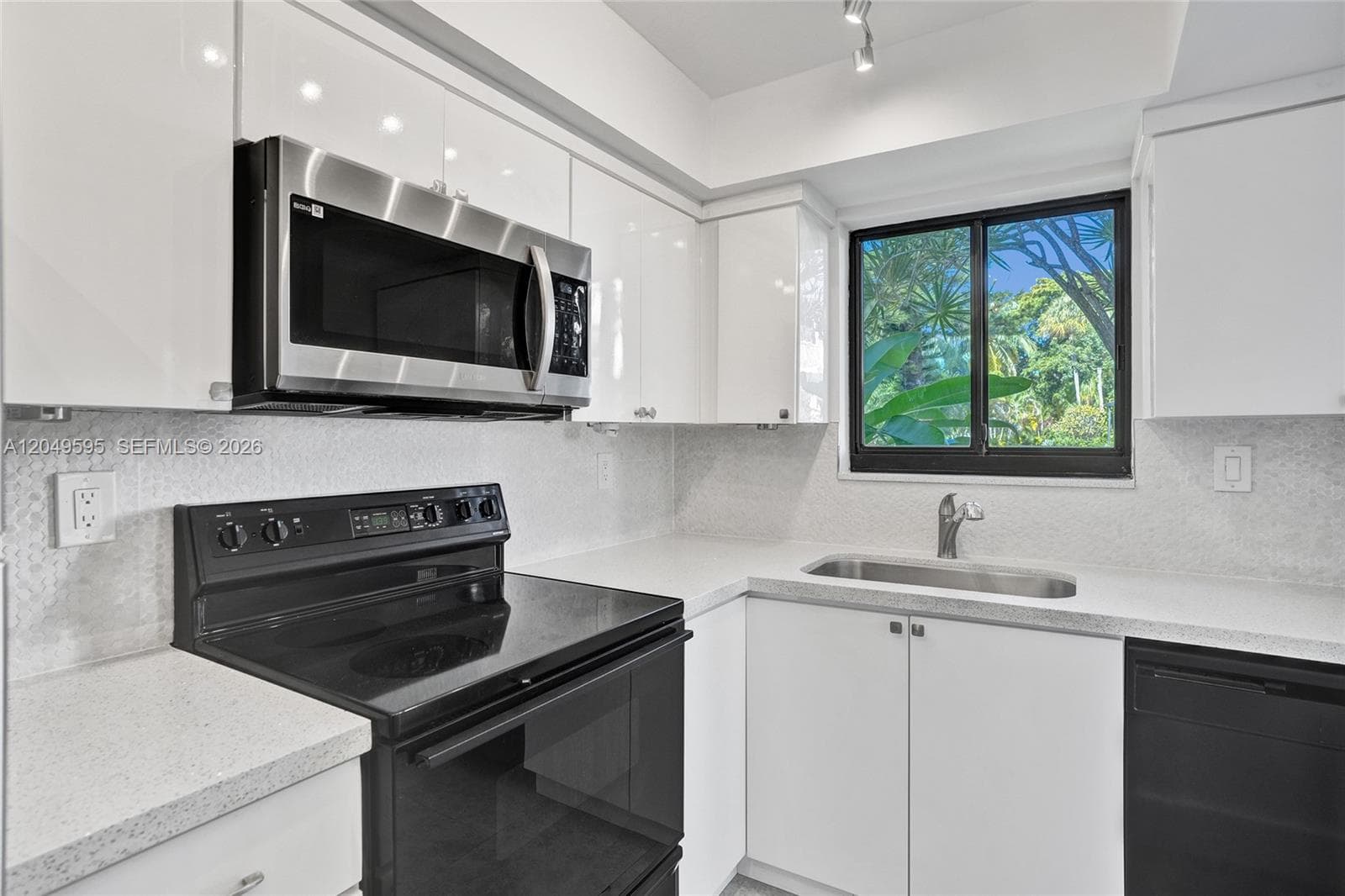 20332 NE 34th Ct # 26, Aventura FL 33180 photo 3
