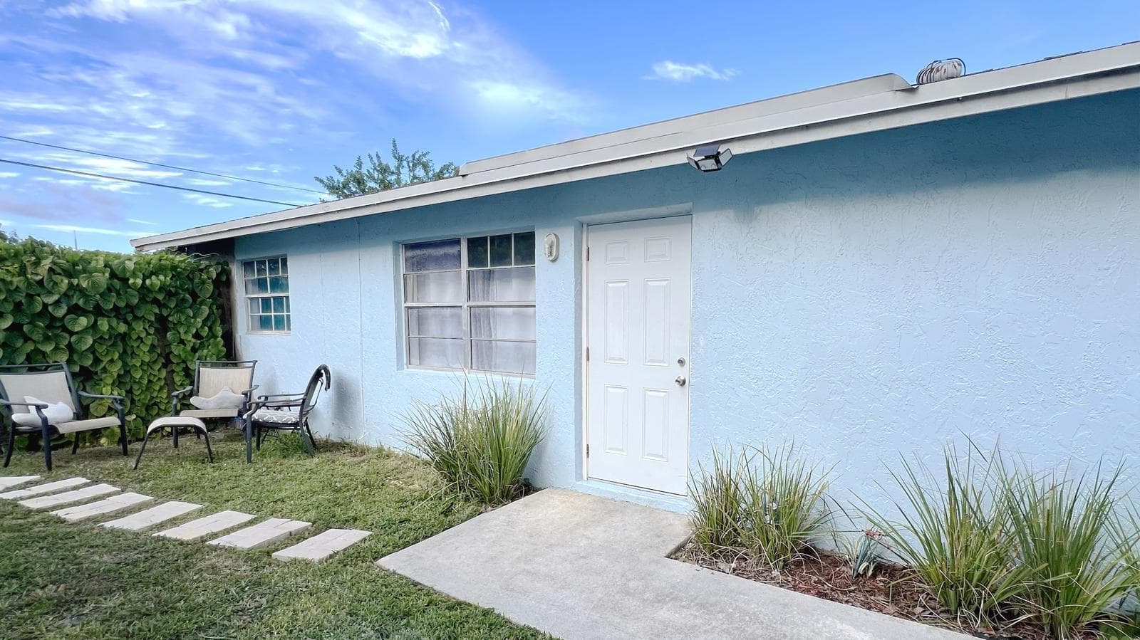 4915 Weymouth Street, Lake Worth FL 33463 photo 2