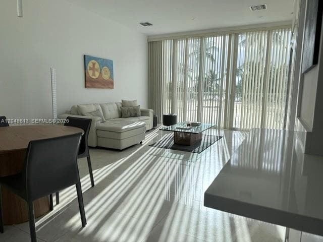 881 Ocean Dr # L2, Key Biscayne FL 33149 photo 2
