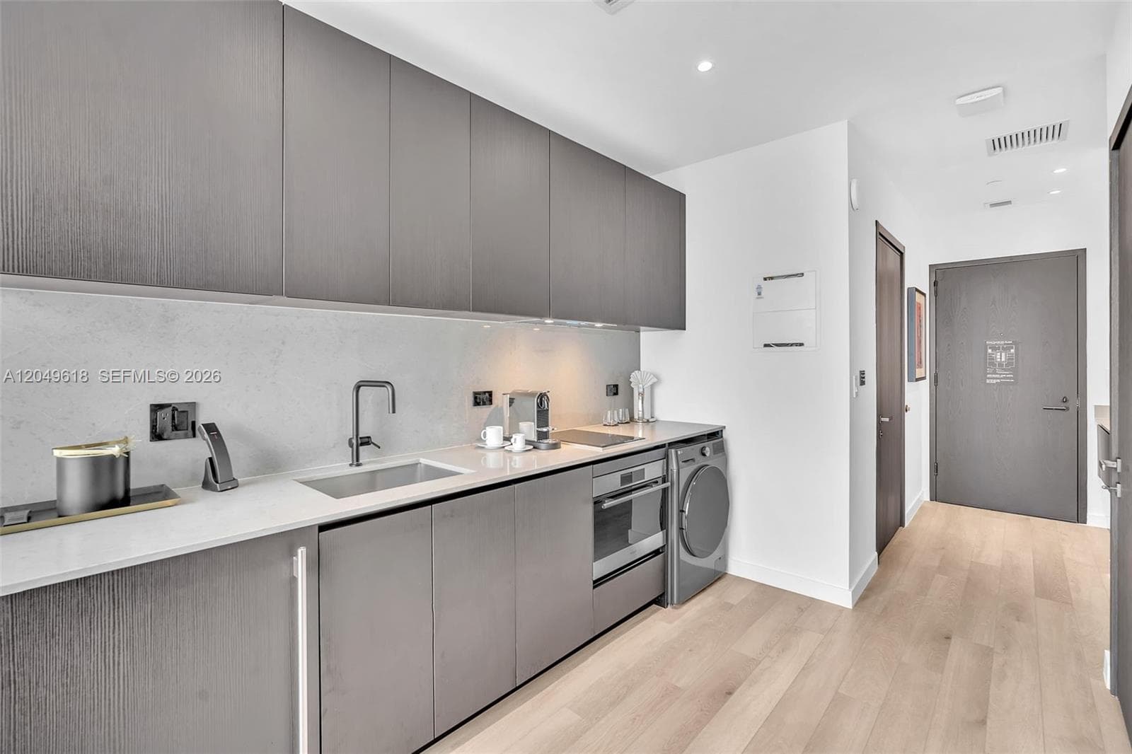 20 NE 11th St # 4607A, Miami FL 33132 photo 3