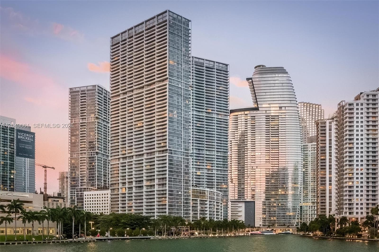 300 Biscayne Boulevard Way # 4808W, Miami FL 33131 photo 2