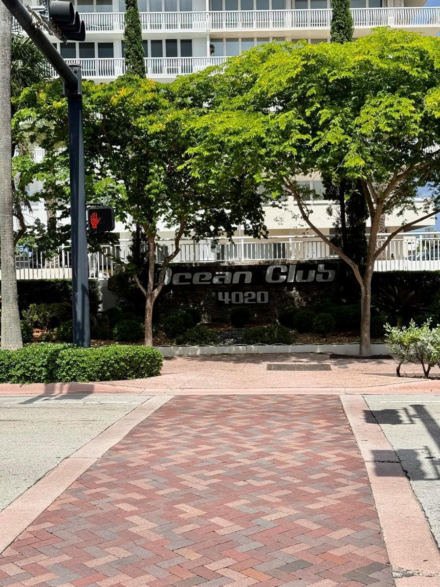 4020 Galt Ocean Drive # 1708, Fort Lauderdale FL 33308