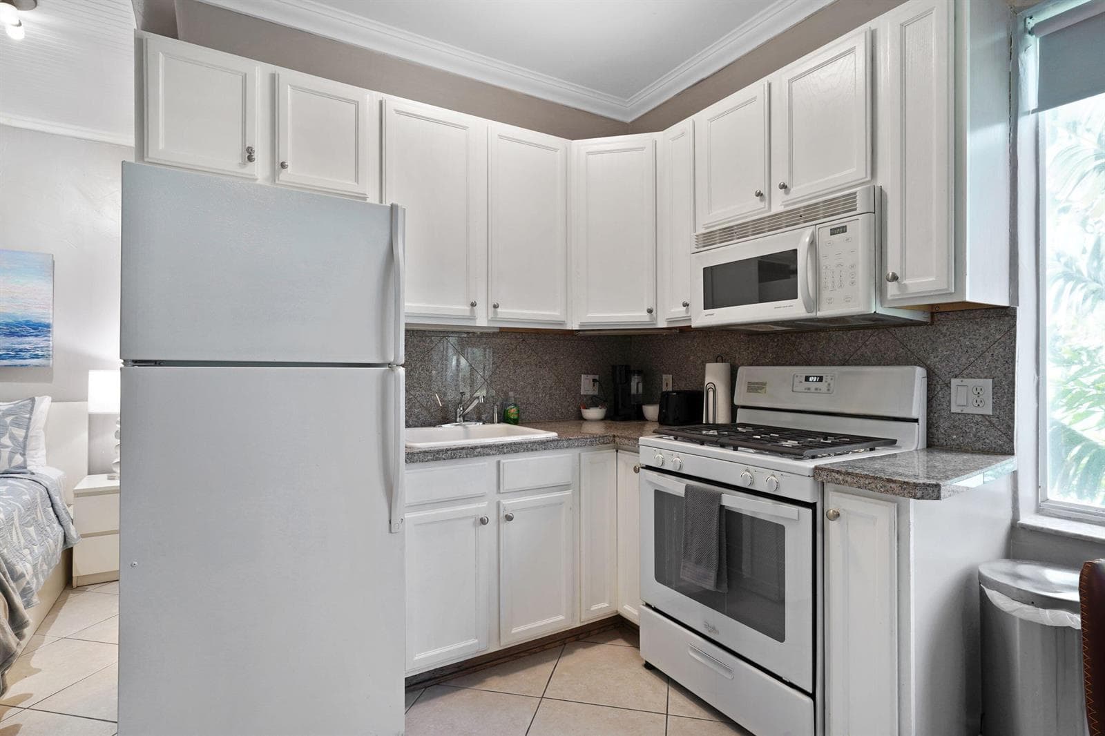 3710 Collins Avenue # 304, Miami Beach FL 33140 photo 4