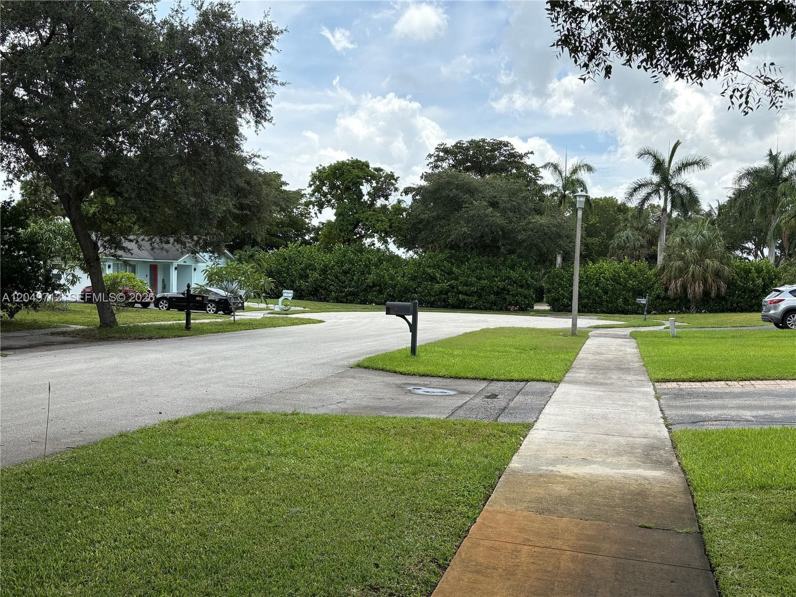 11866 SW 59th Ct, Cooper City FL 33330 photo 2