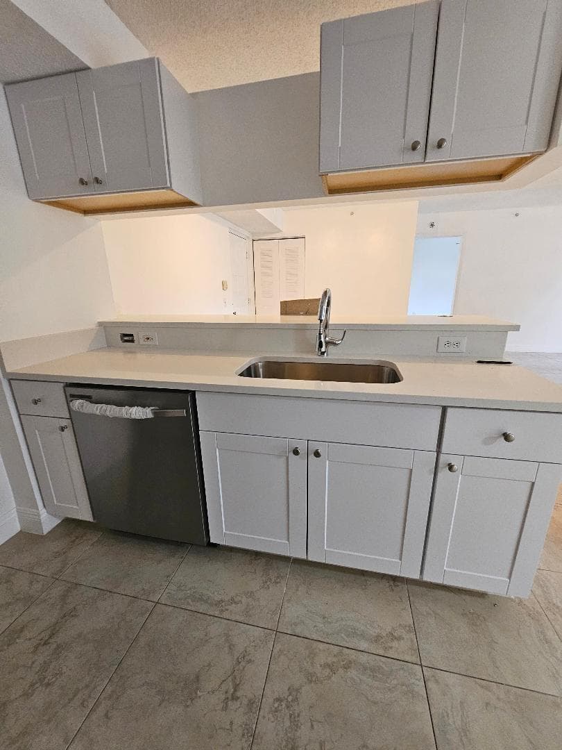460 S Park Road # 6-207, Hollywood FL 33021 photo 5