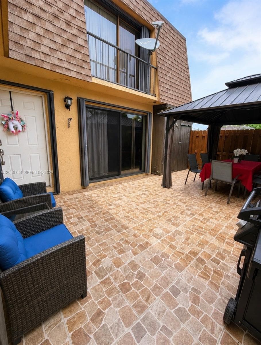 4804 Waterview Cir, Palm Springs FL 33461
