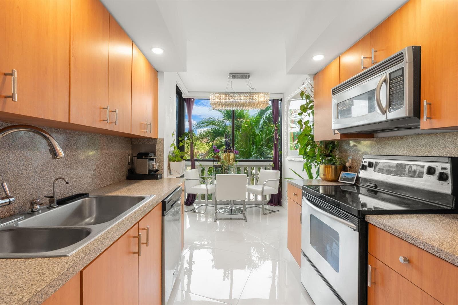 1000 E Island Boulevard # 305, Aventura FL 33160 photo 5