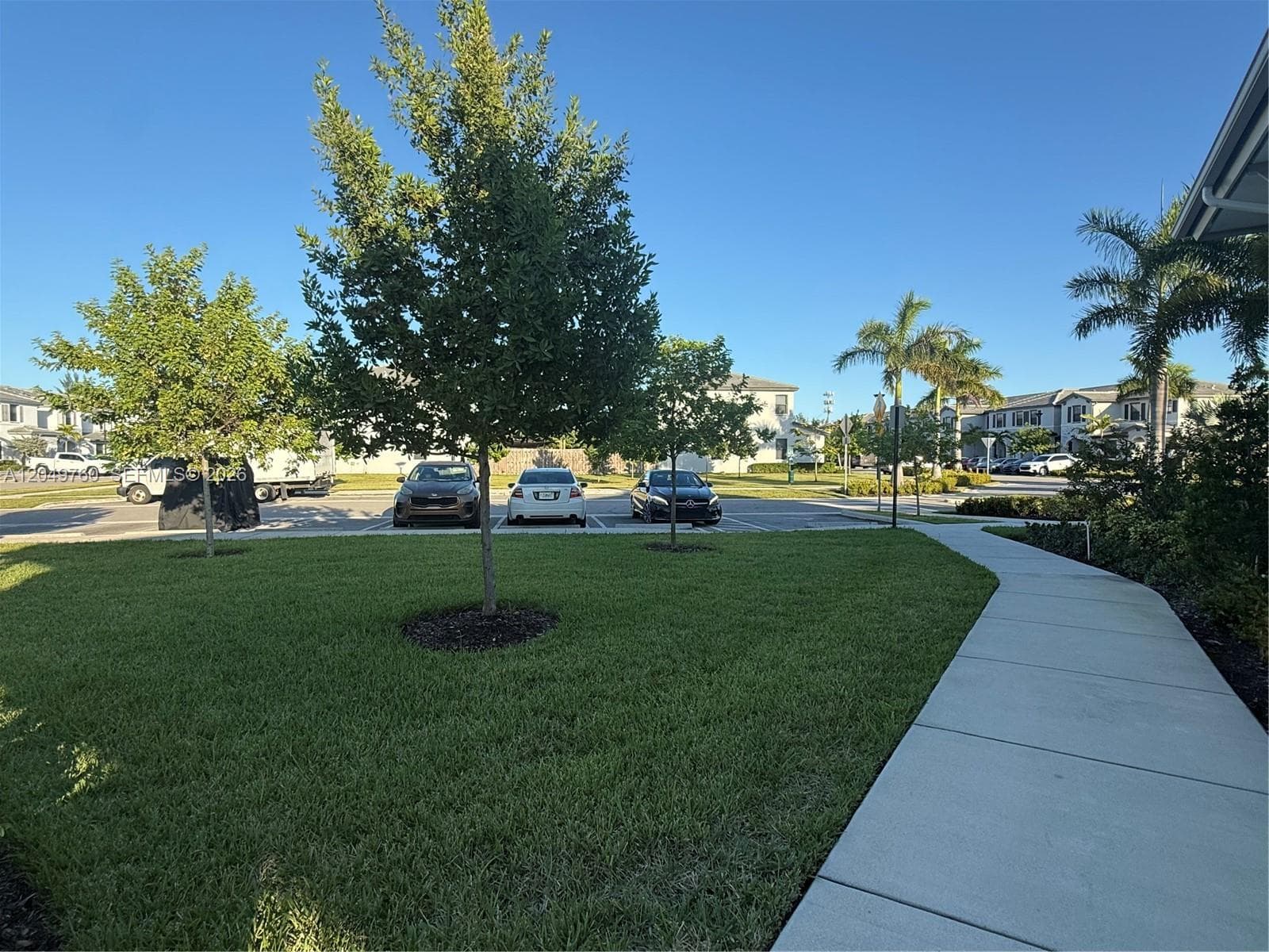 28581 SW 132nd Ct, Homestead FL 33033 photo 5