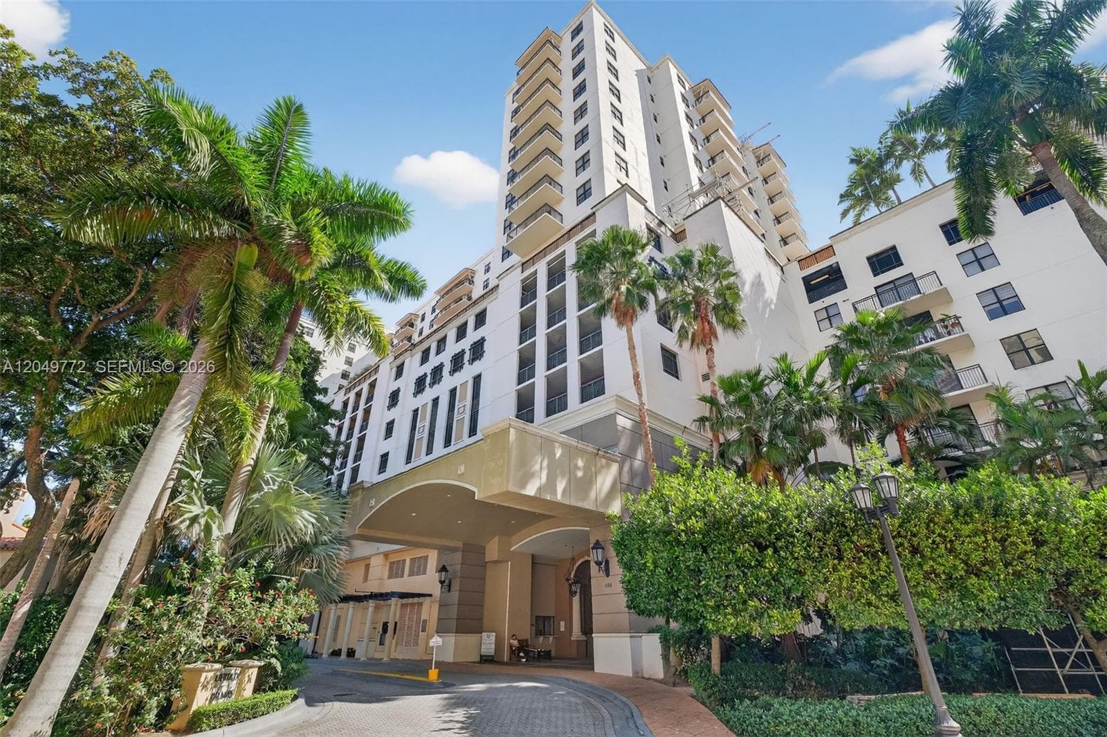888 Douglas # 806, Coral Gables FL 33134 photo 2