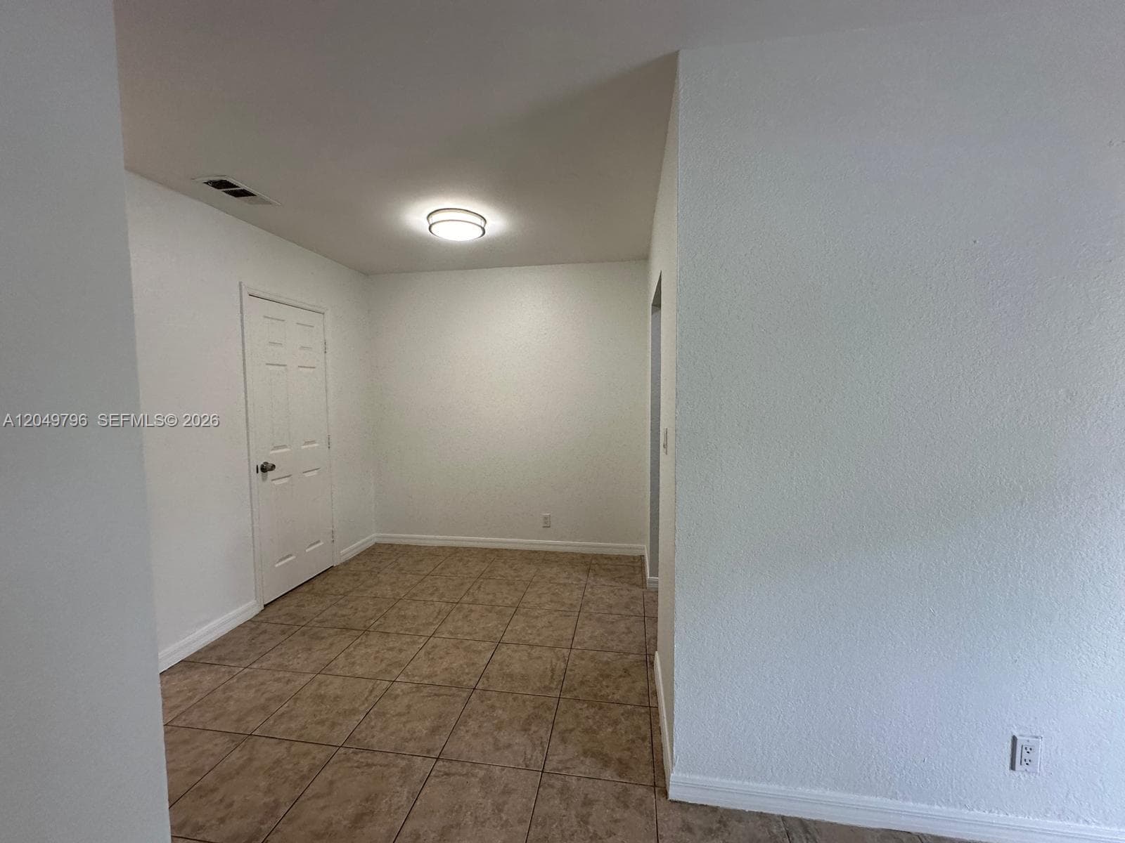 2640 NE 8th Ave # 17, Wilton Manors FL 33334 photo 4