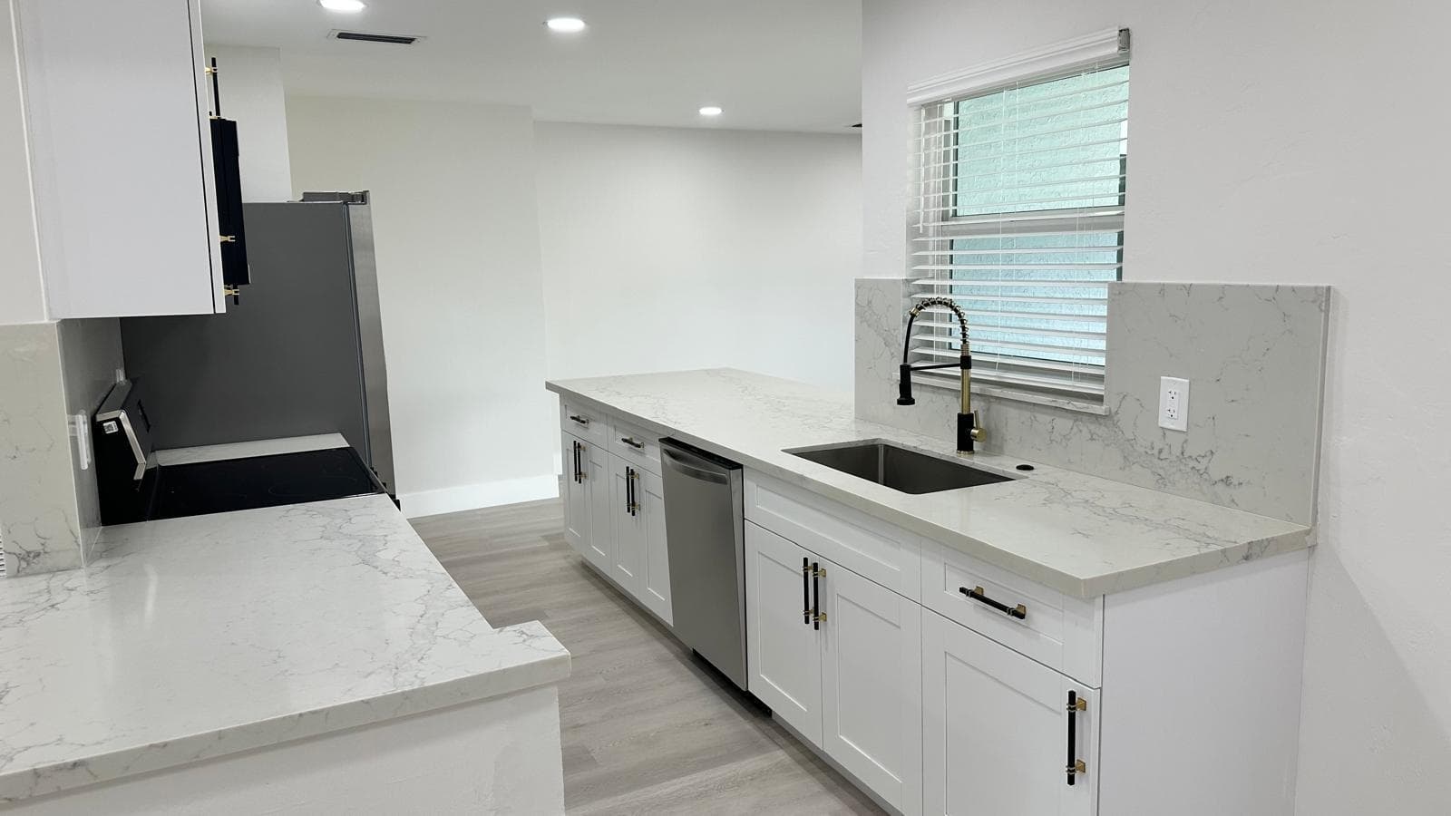 3261 SW 4th Street, Deerfield Beach FL 33442 photo 4
