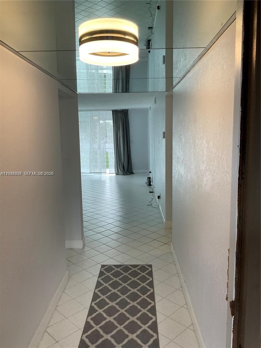 9201 Sunrise Lakes Blvd # 205, Sunrise FL 33322 photo 3