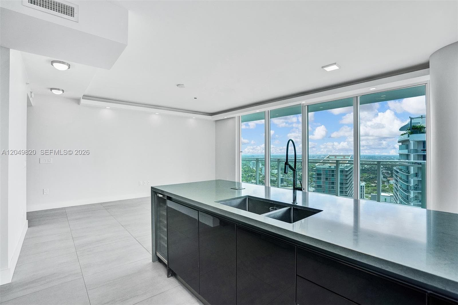 1080 Brickell Ave # 4109, Miami FL 33131 photo 2