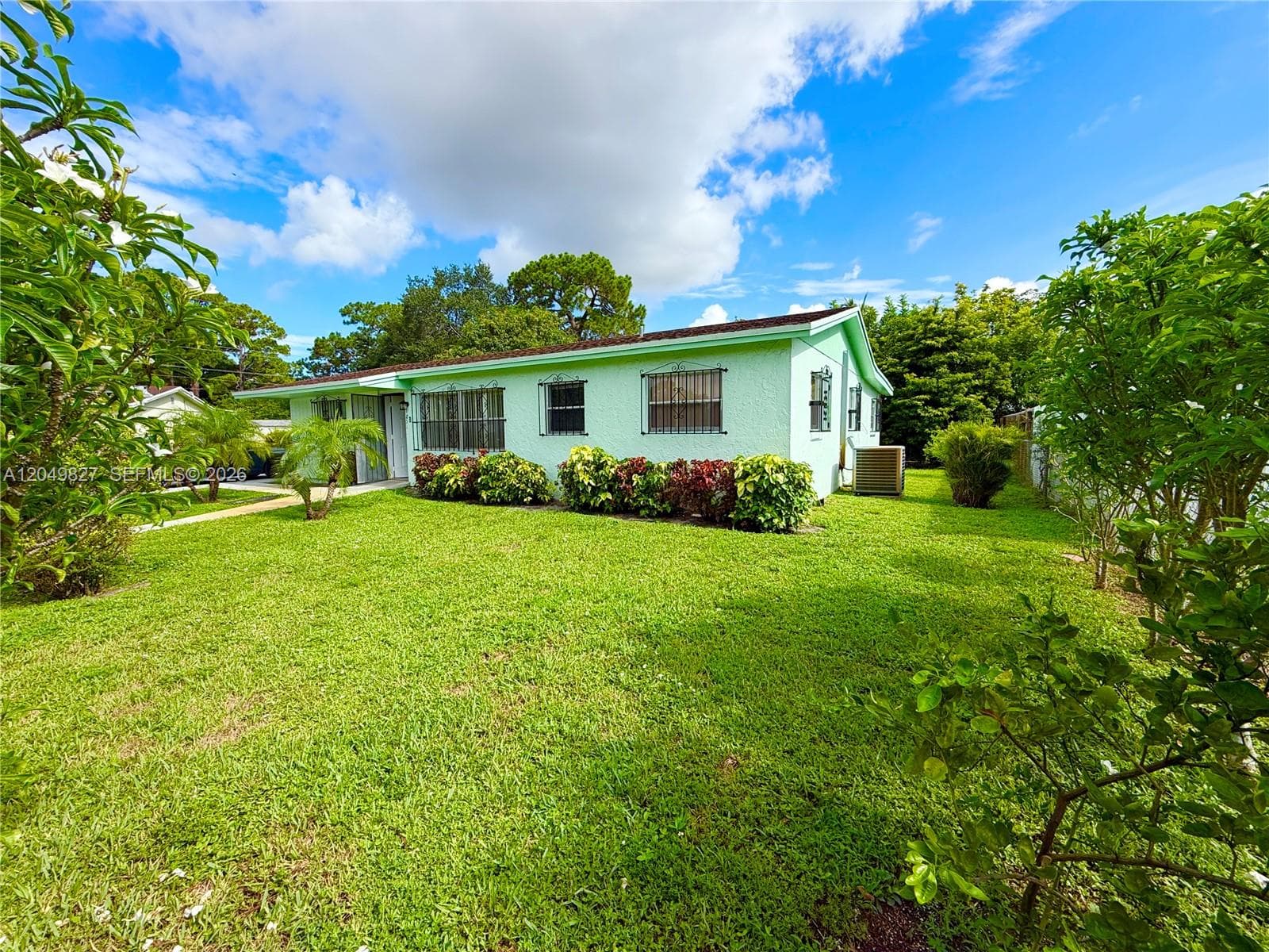 3851 NW 210th Ter, Miami Gardens FL 33055 photo 3