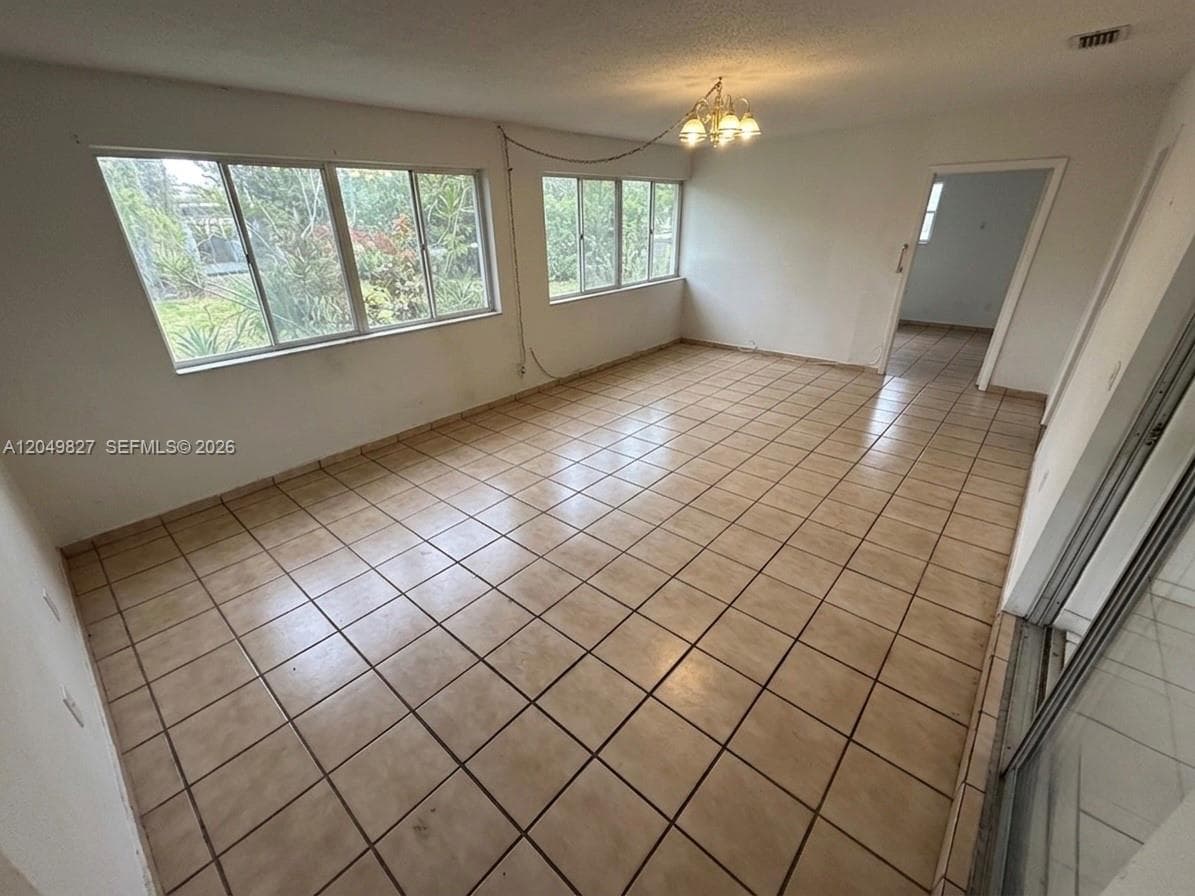 3851 NW 210th Ter, Miami Gardens FL 33055 photo 5