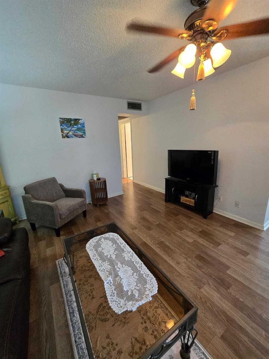 357 Markham P # 357, Deerfield Beach FL 33442 photo 3