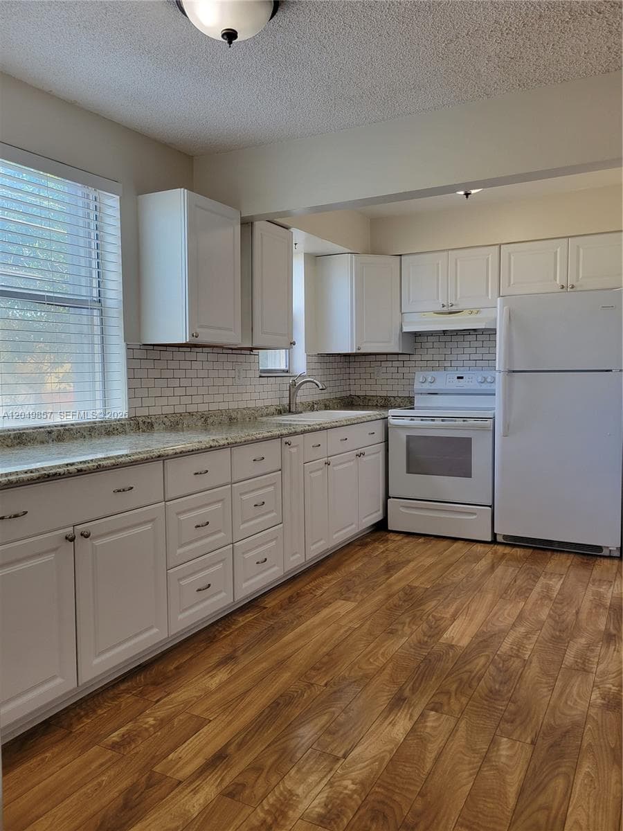 2200 Taylor St # 205, Hollywood FL 33020 photo 2