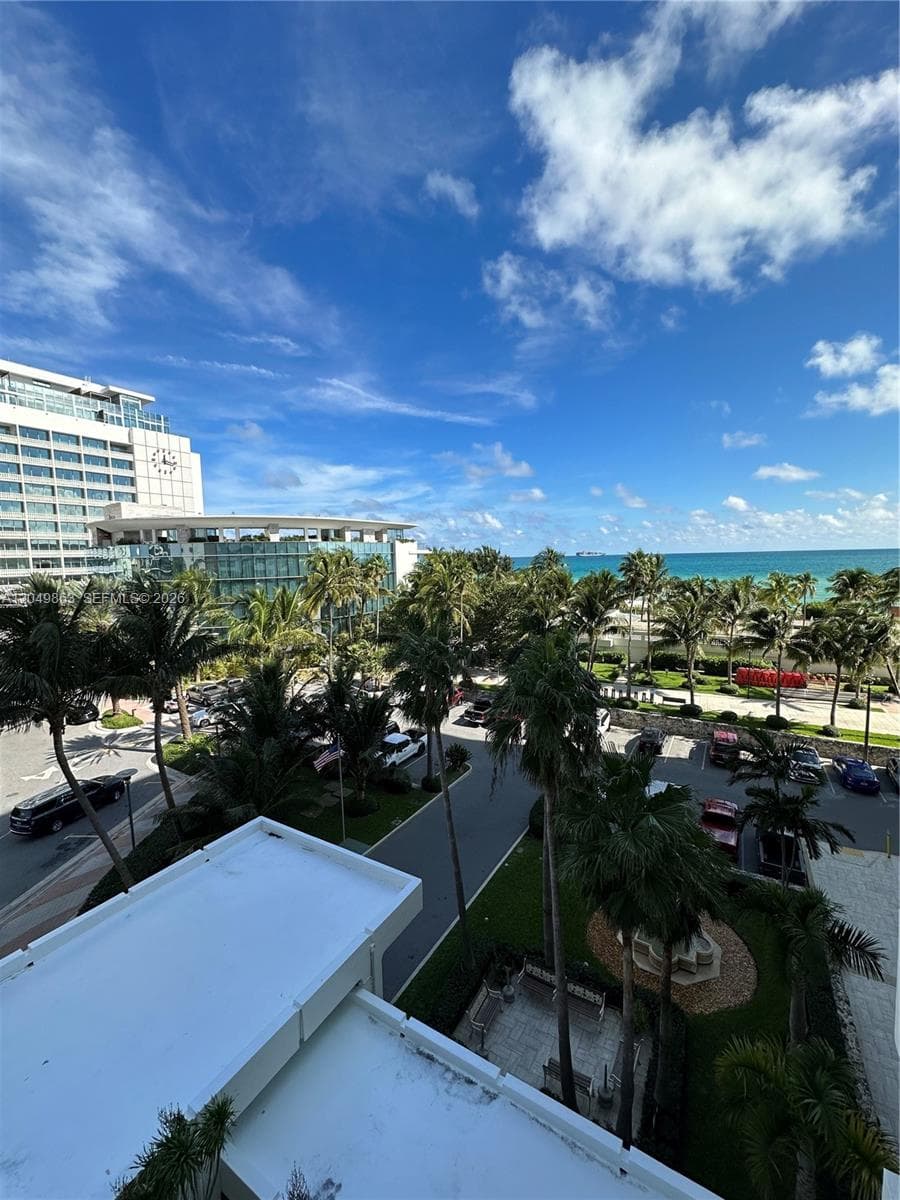 2899 Collins Ave # 617, Miami Beach, FL 33140