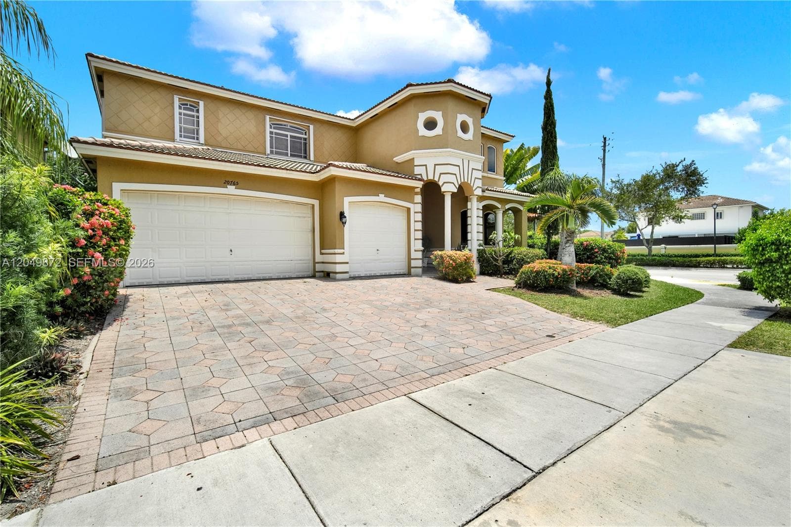20765 SW 89th Ave, Cutler Bay FL 33189 photo 2