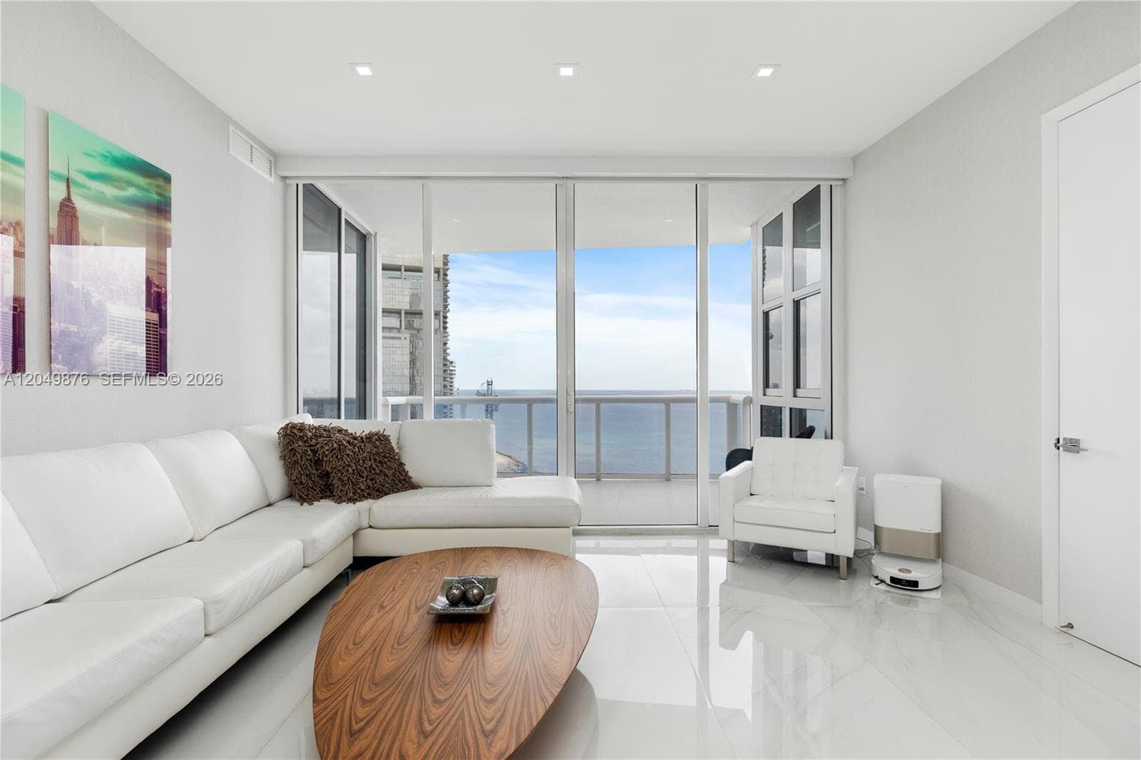 18201 Collins Ave # 3504, Sunny Isles Beach FL 33160 photo 2