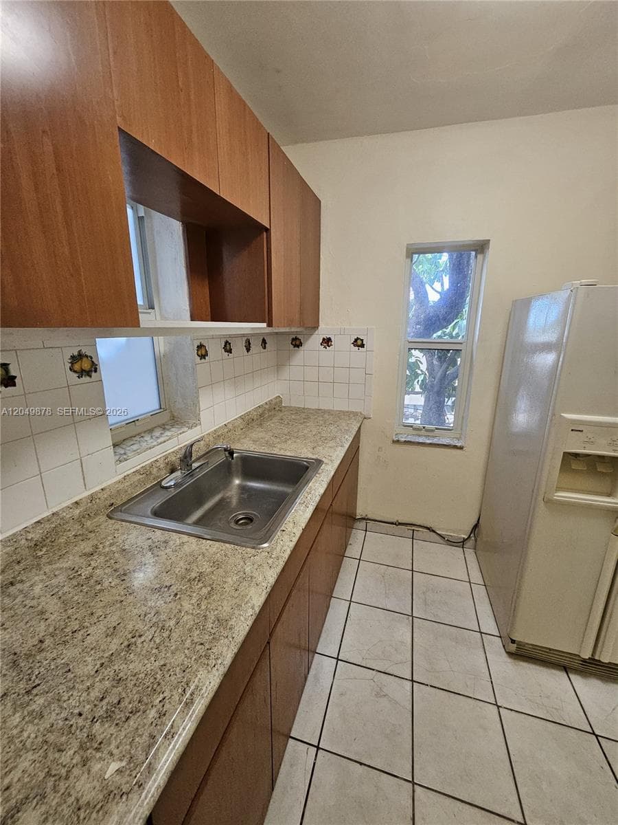 822 SW 31st Ave # 822, Miami, FL 33135 photo 5