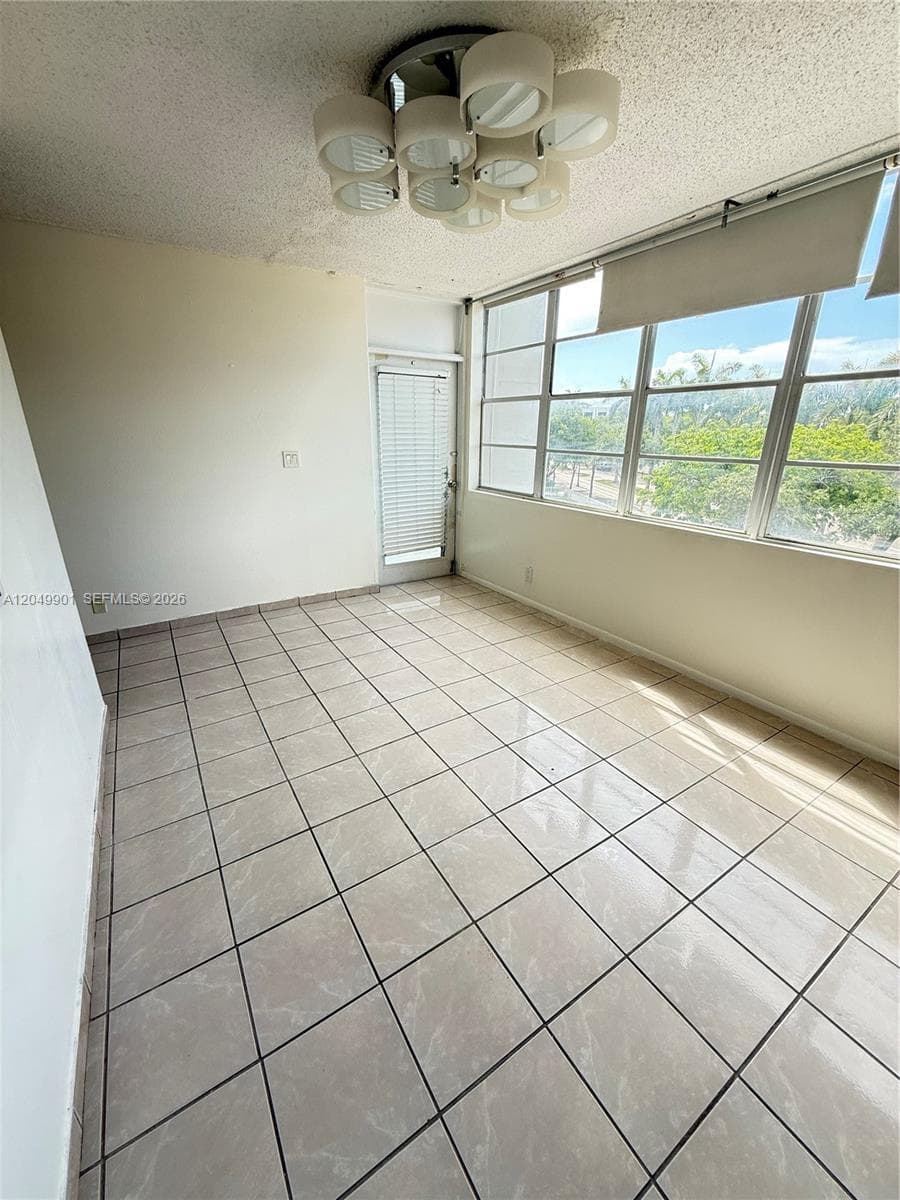 2025 NE 164th St # 318, North Miami Beach FL 33162 photo 5