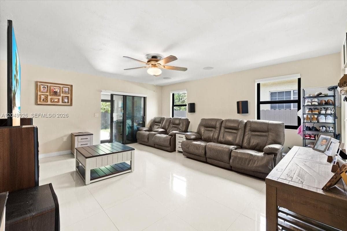 40 NW 119th St, Miami FL 33168 photo 4
