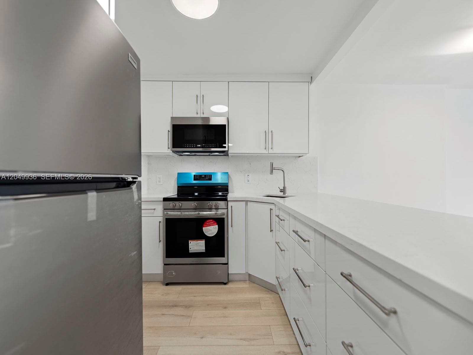401 Ocean Dr # 403, Miami Beach FL 33139 photo 3
