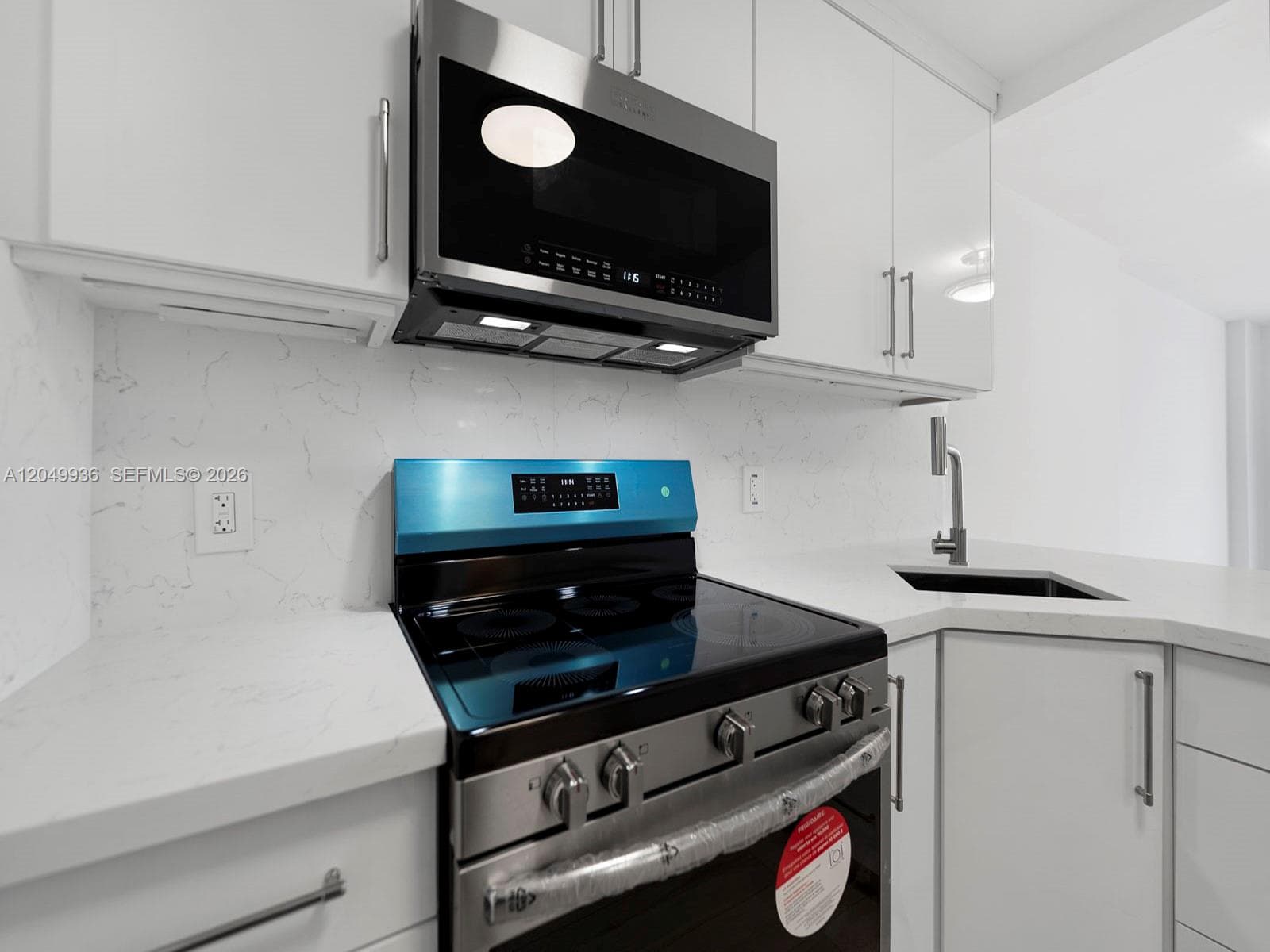 401 Ocean Dr # 403, Miami Beach FL 33139 photo 4