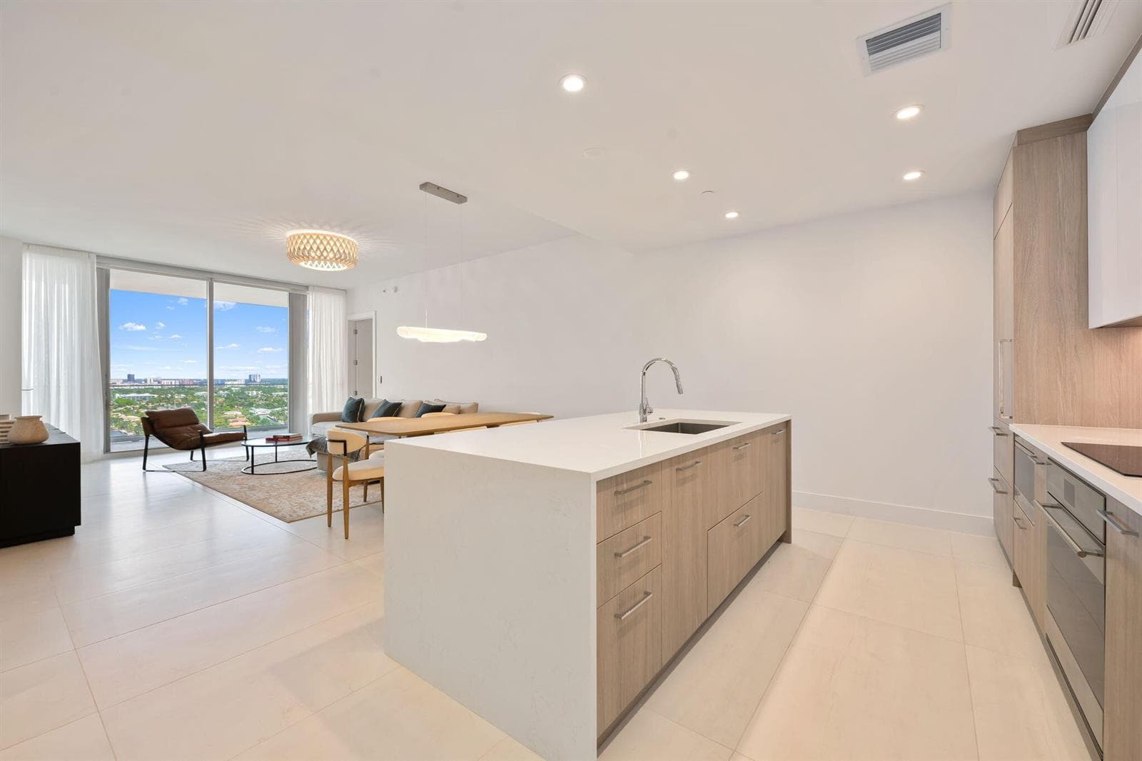 153 N Seabreeze Boulevard # #1903, Fort Lauderdale FL 33304 photo 3