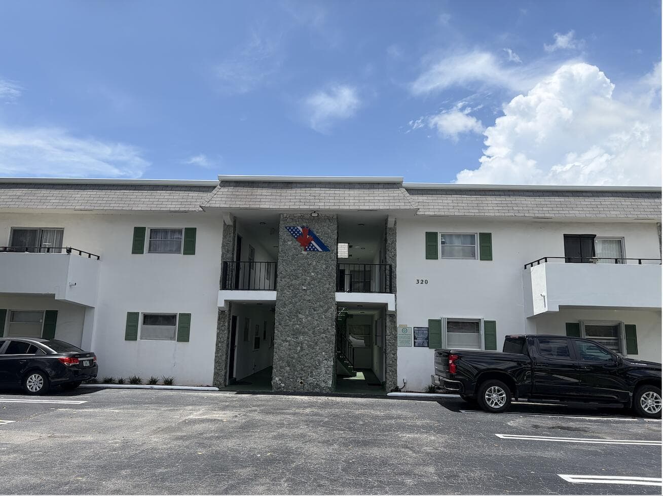 320 SW 1st Street # 4, Pompano Beach FL 33060