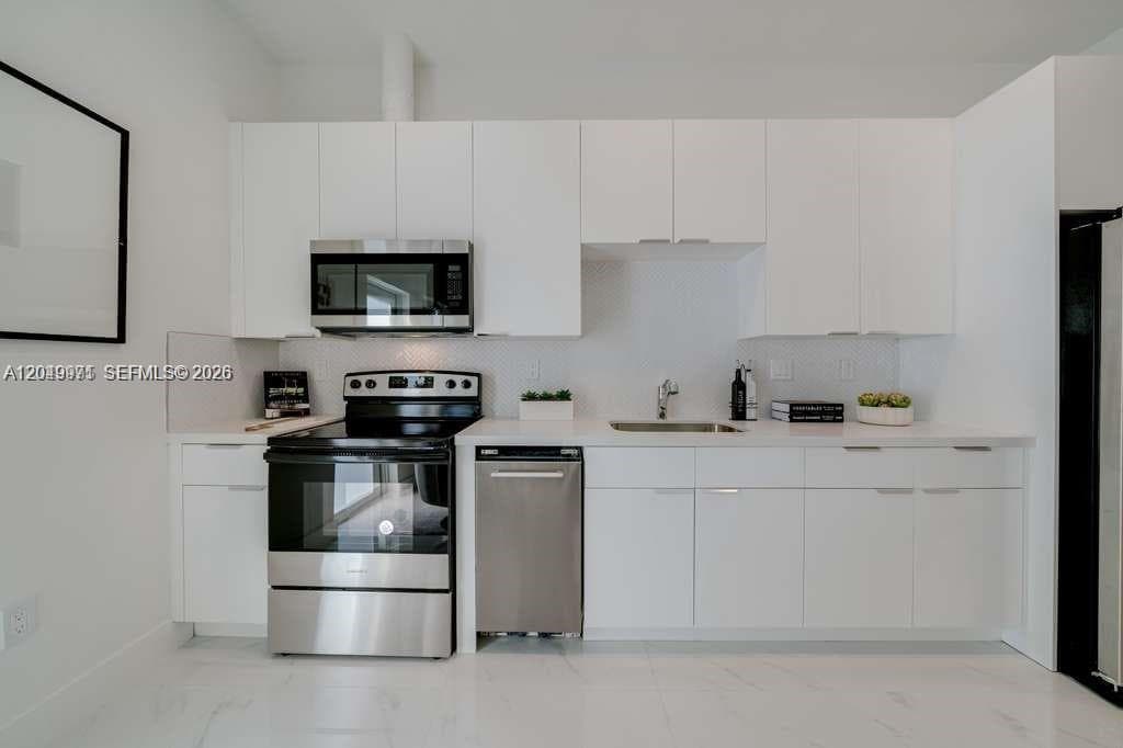 2936 NW 27th St # 2936, Miami FL 33142 photo 3