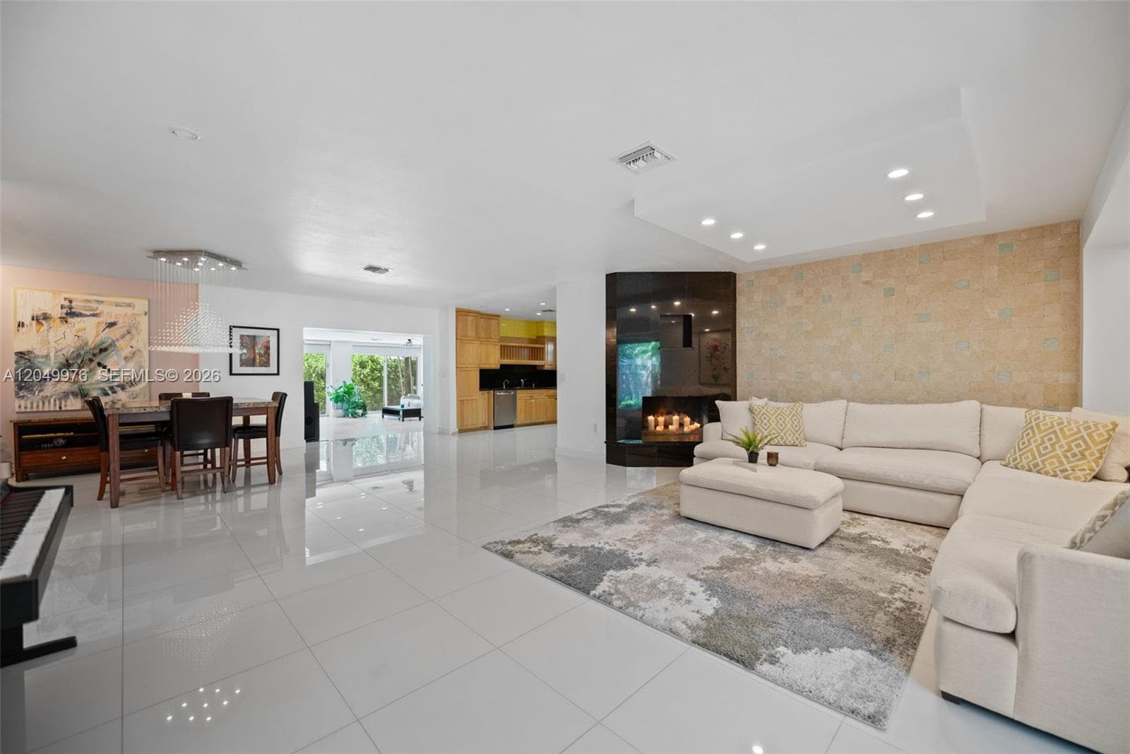 11530 NE 22nd Dr, North Miami FL 33181 photo 3