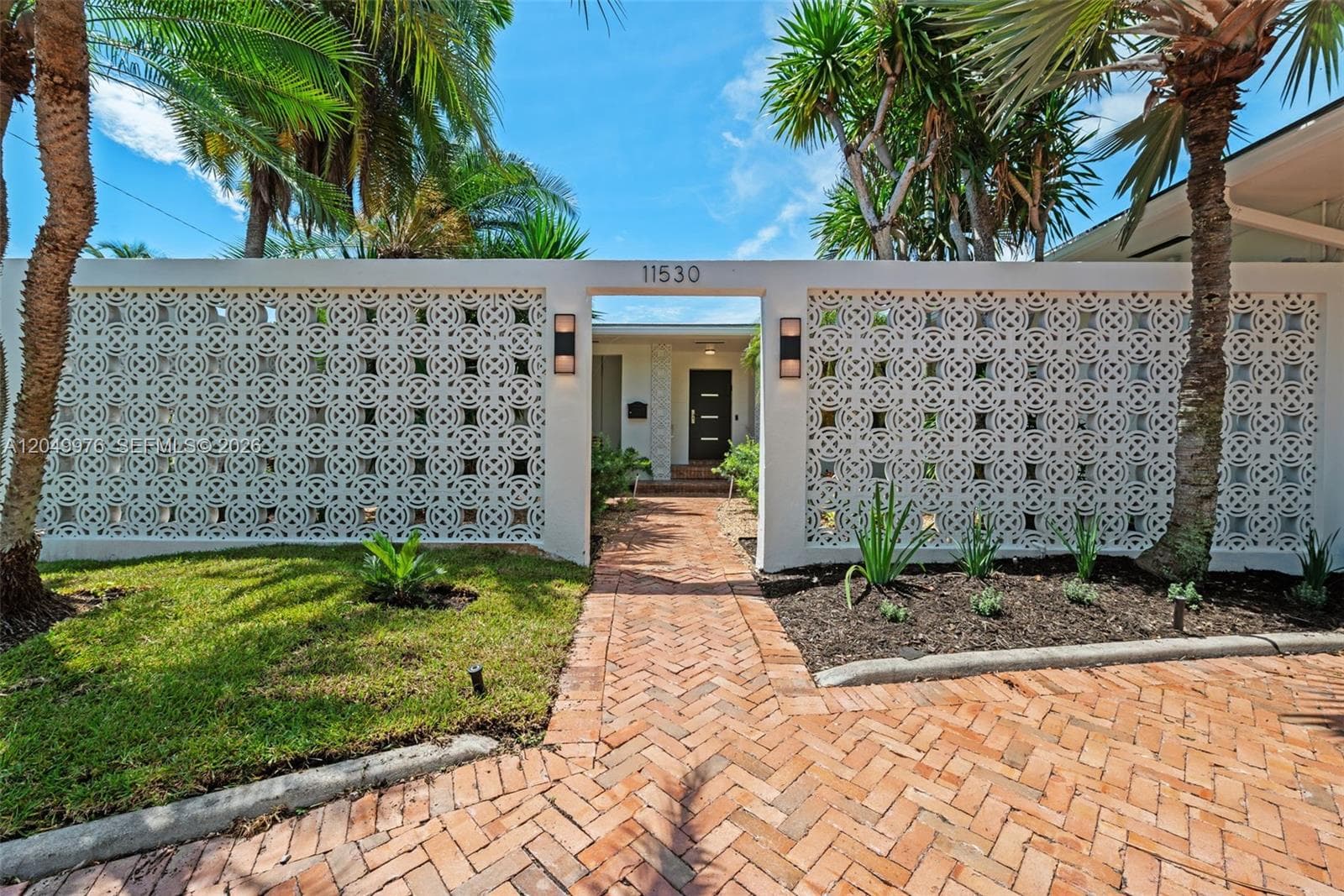 11530 NE 22nd Dr, North Miami FL 33181