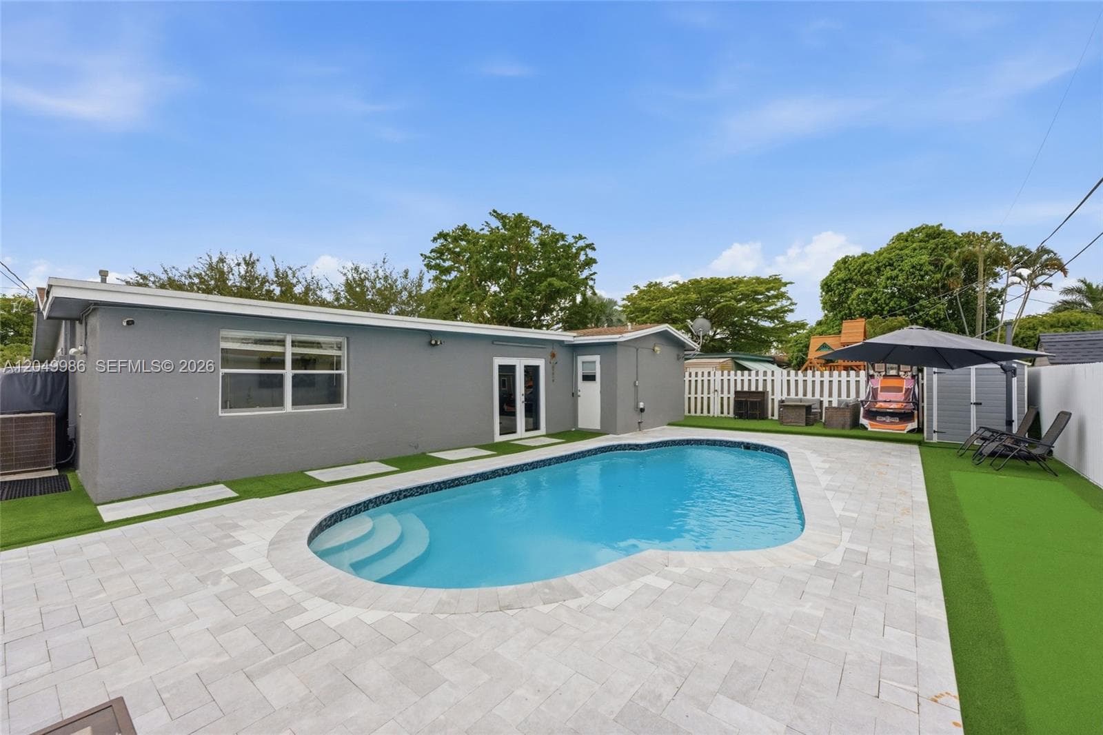 9771 NW 24th Pl, Sunrise FL 33322